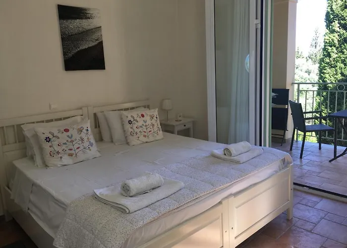 别墅 Gastouri Pascalia With Heated Pool In October And Views *