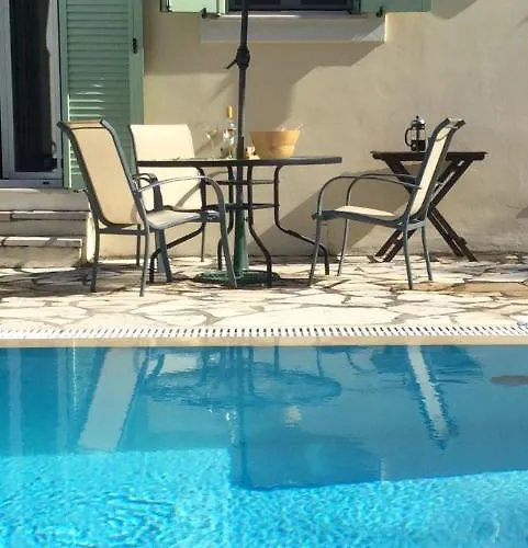 Gastouri Pascalia With Heated Pool In October And Views 别墅 *