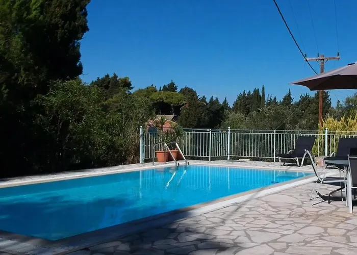 Gastouri Pascalia With Heated Pool In October And Views 别墅 Achílleion
