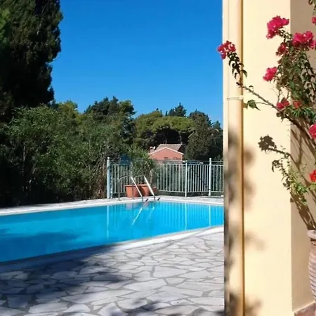 וילה Gastouri Pascalia With Heated Pool In October And Views *