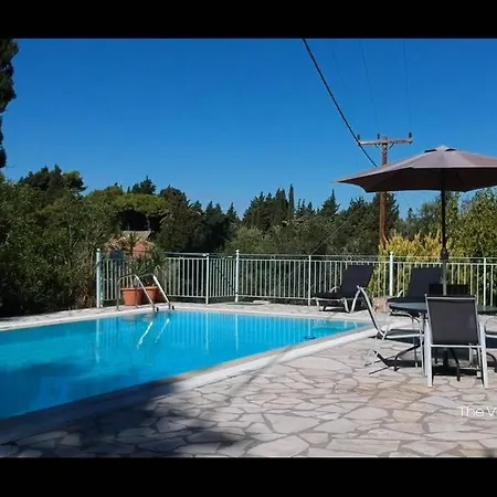 Gastouri Pascalia With Heated Pool In October And Views 别墅 *