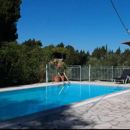 Gastouri Pascalia With Heated Pool In October And Views 别墅 Achílleion