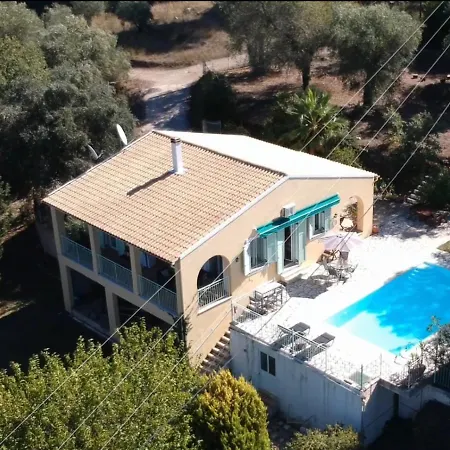 וילה Gastouri Pascalia With Heated Pool In October And Views
