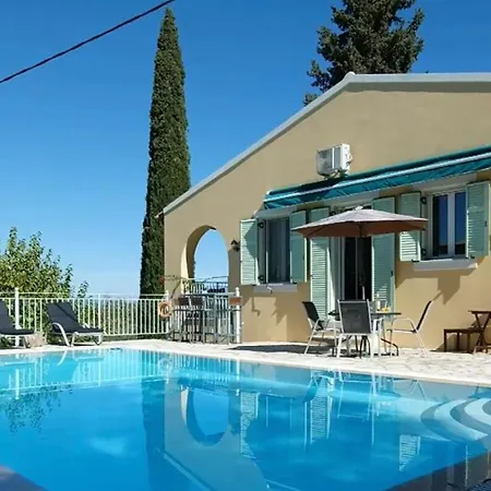 וילה Gastouri Pascalia With Heated Pool In October And Views
