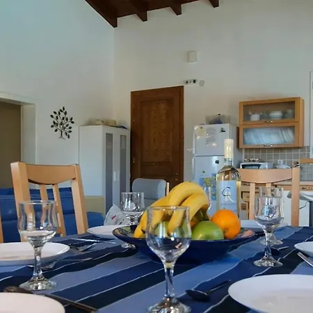 וילה Gastouri Pascalia With Heated Pool In October And Views אכיליון