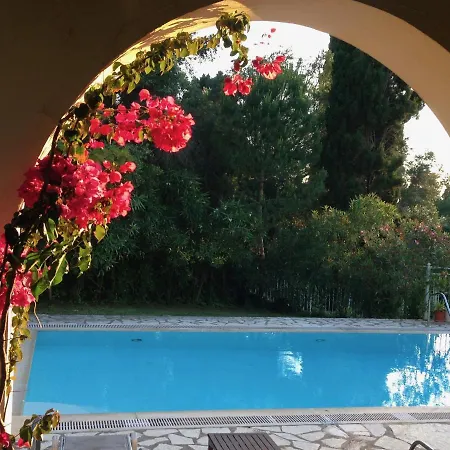 Gastouri Pascalia With Heated Pool In October And Views Achílleion