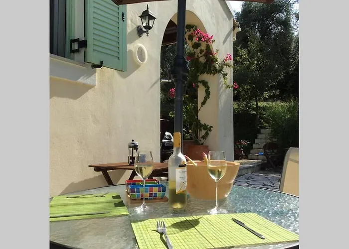 Gastouri Pascalia With Heated Pool In October And Views