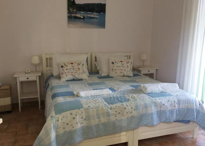Gastouri Pascalia With Heated Pool In October And Views